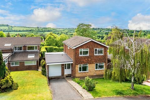WINDMILL DRIVE, SOUTH LEATHERHEAD, KT22 3 bed detached house for sale