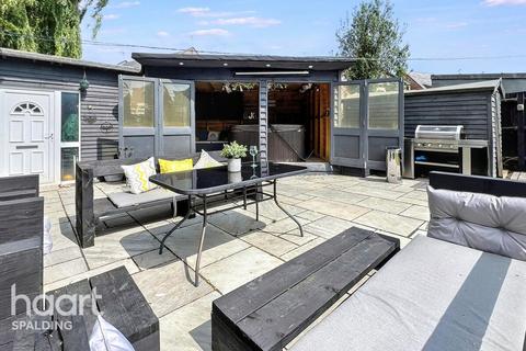 Spalding PE12 5 bed detached house for sale