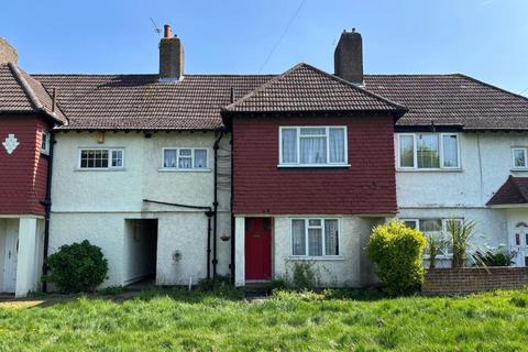 78 Long Lane, Croydon, Surrey, CR0 7AP 3 bed terraced house for sale