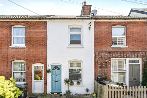 Woodside Road, Tonbridge, Kent 2 bed terraced house for sale