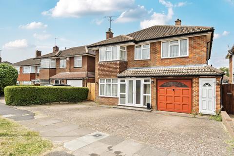 Ennerdale Avenue, Bedfordshire LU6 5 bed detached house for sale
