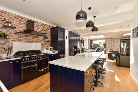 Townmead Road, Waltham Abbey, Essex 4 bed semi