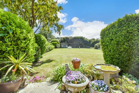 George Hill Road, Broadstairs, Kent 4 bed detached house for sale