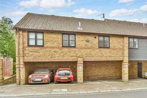 Hillside Road, Chatham, Kent 1 bed flat for sale