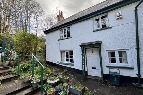 31 Lower North Street, Exeter, Devon 2 bed terraced house for sale