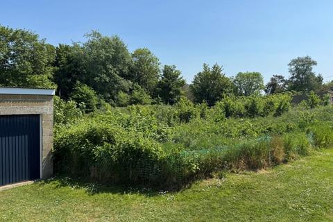 Land Rear Of 33