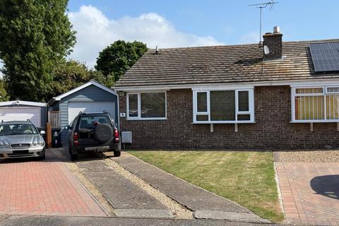 9 Marsh Way, Brightlingsea... 2 bed semi