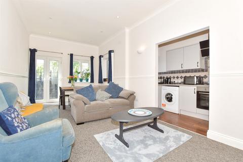 The Jubilee Apartments, Folkestone CT19 2 bed ground floor flat
