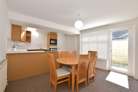 Wickford Avenue, Basildon, Essex 3 bed semi