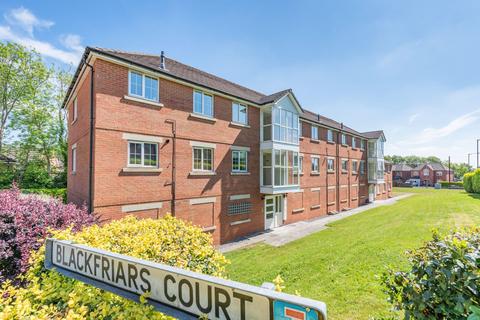 Blackfriars Court, Mold, CH7 2 bed flat for sale