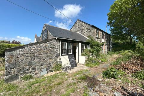 Churchtown, Mullion TR12 2 bed cottage for sale