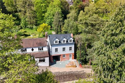 Wells Road, Worcestershire WR14 3 bed detached house for sale