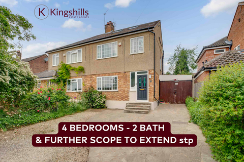 Seymour Park Road, Marlow... 4 bed semi