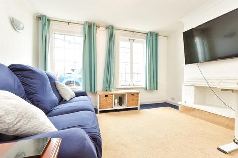 Harrow Close, Dorking, Surrey 2 bed semi