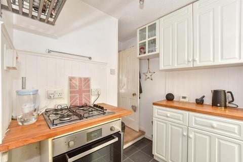 Silver Hill, Tenterden TN30 2 bed terraced house for sale