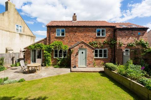 Bernard Lane, Green Hammerton 3 bed detached house for sale
