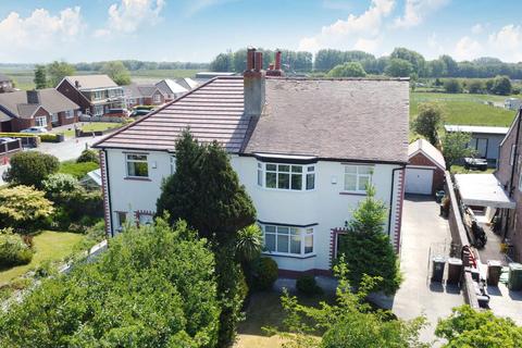 Bankfield Lane, Southport PR9 3 bed semi