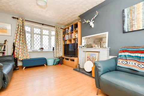 Radstock Way, Merstham, Surrey 3 bed semi