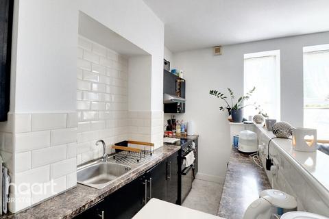 Avonmouth Road, Bristol 2 bed apartment for sale