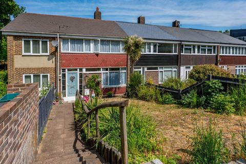Ravensmead Road, Bromley BR2 3 bed terraced house for sale