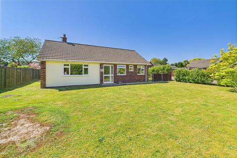 Salhouse Road, Little Plumstead, Norwich 4 bed detached bungalow for sale