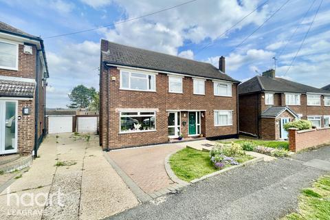 Rossfold Road, Luton 3 bed semi