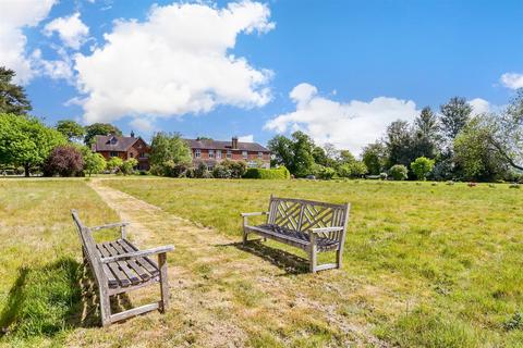 Hogscross Lane, Chipstead, Surrey 2 bed character property for sale