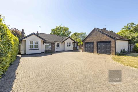 Keswick Road, Norwich NR4 5 bed detached bungalow for sale
