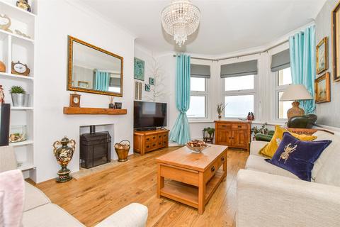 Marine Parade, Littlestone, New... 2 bed flat for sale