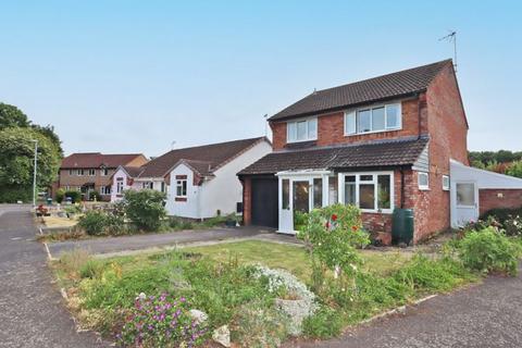 Bilberry Grove, Taunton TA1 4 bed detached house for sale