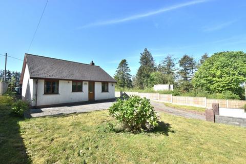 Llanfihangel ar Arth, Carmarthen SA39 3 bed detached bungalow for sale
