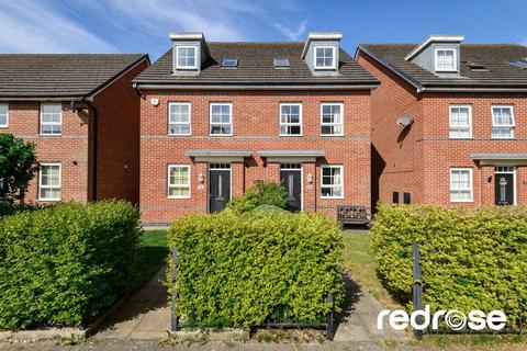 Elan Place, Chorley PR7 4 bed semi