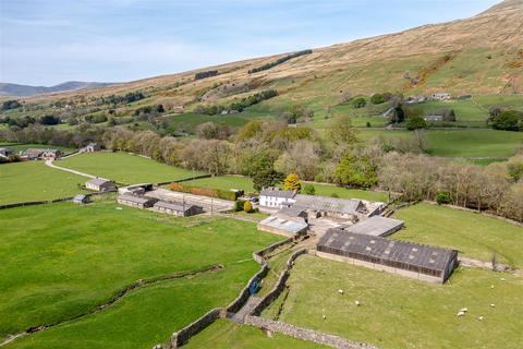 Sedbergh LA10 Farm for sale