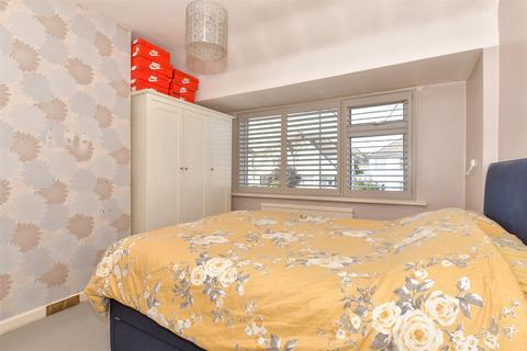 Edison Road, Welling, Kent 3 bed semi