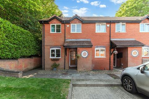 Upper Dunnymans, Banstead 3 bed end of terrace house for sale