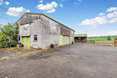 Main Road, Droitwich WR9 4 bed barn for sale