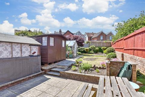 Cross Street, Sandown, Isle of Wight 3 bed semi