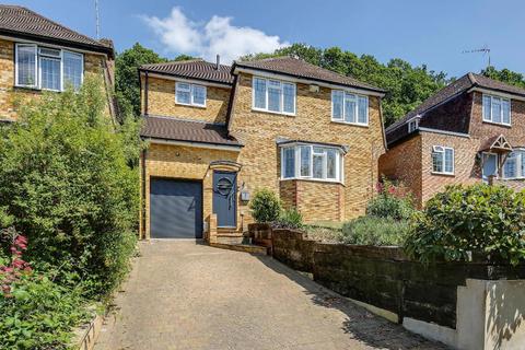 South Croydon CR2 4 bed detached house for sale