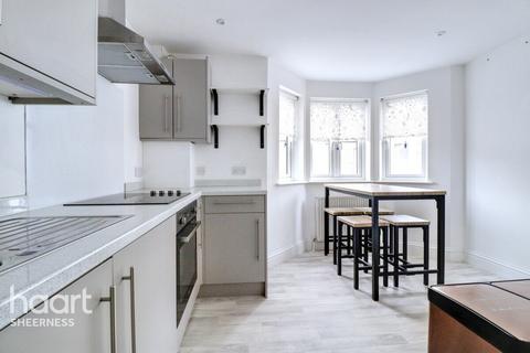 Wellesley Road, Sheerness 2 bed end of terrace house for sale