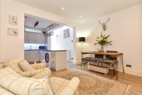 Rounton Road, Waltham Abbey EN9 3 bed terraced house for sale