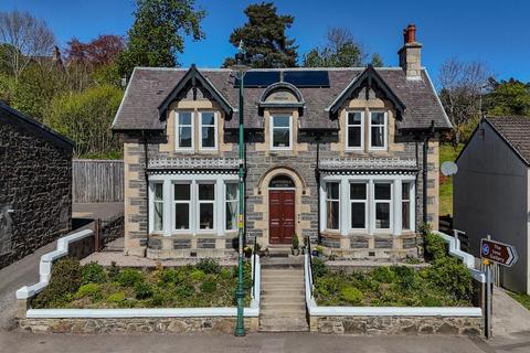 Dunmhor House, 67 High Street, Kingussie 6 bed detached house for sale