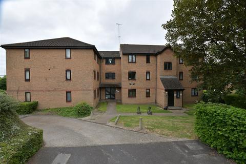 Linnet Way, Purfleet, Essex Studio for sale