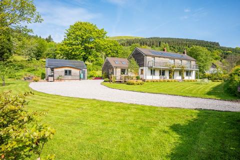 Abercynafon, Brecon LD3 6 bed detached house for sale