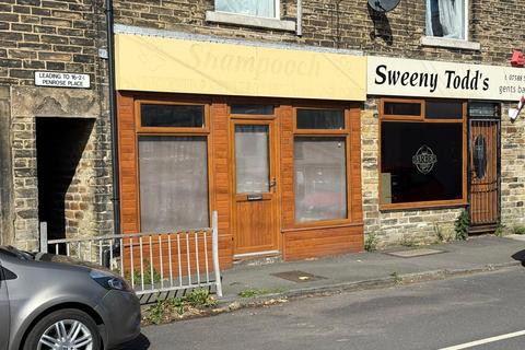 Towngate, Northowram, Halifax, West... Property for sale