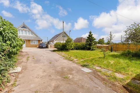 Riley Avenue, Herne Bay, Kent 3 bed detached bungalow for sale