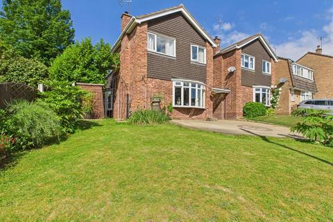 Crestwood Rise, Etching Hill 3 bed detached house for sale