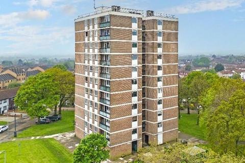 Baywood Square, Chigwell 2 bed property for sale