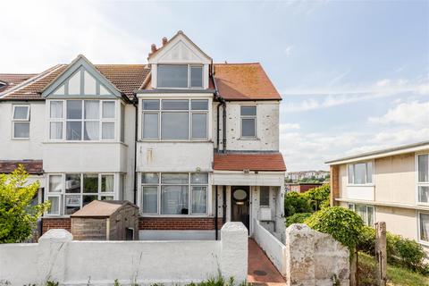 Cliff Road, Brighton 2 bed maisonette for sale