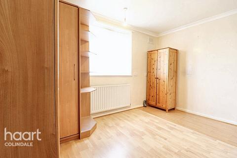 Abbots Road, Edgware, HA8 1 bed maisonette for sale