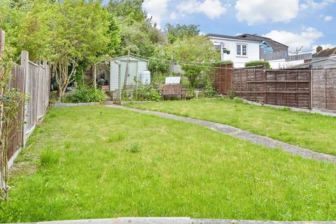 Bodiam Avenue, Brighton, East Sussex 3 bed semi